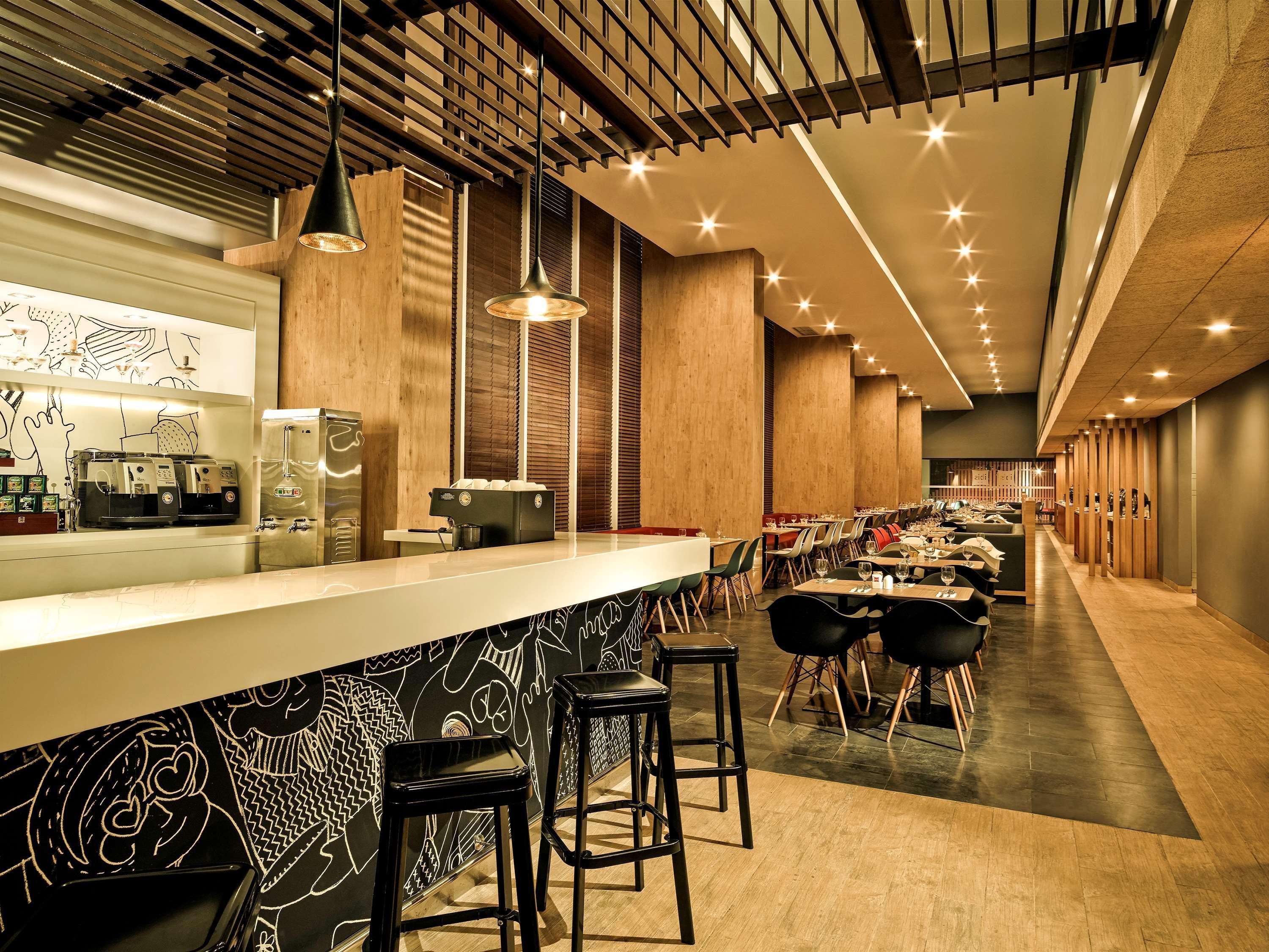 Ibis Gading Серпонг Екстериор снимка